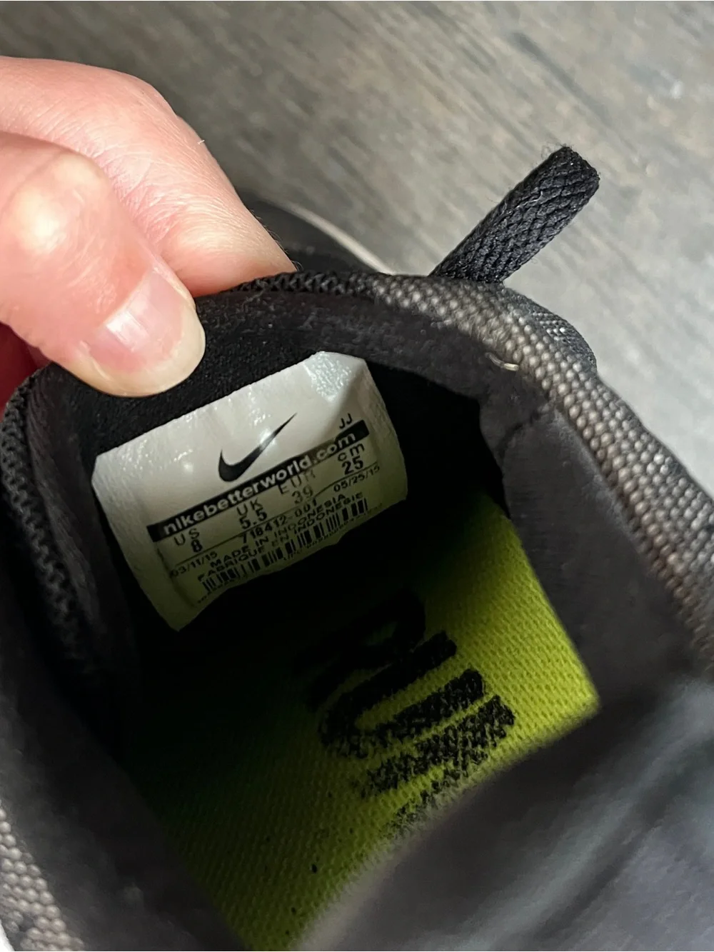 Nike Women’s 4.0 Free Runs Black Mesh Trainer Sneakers